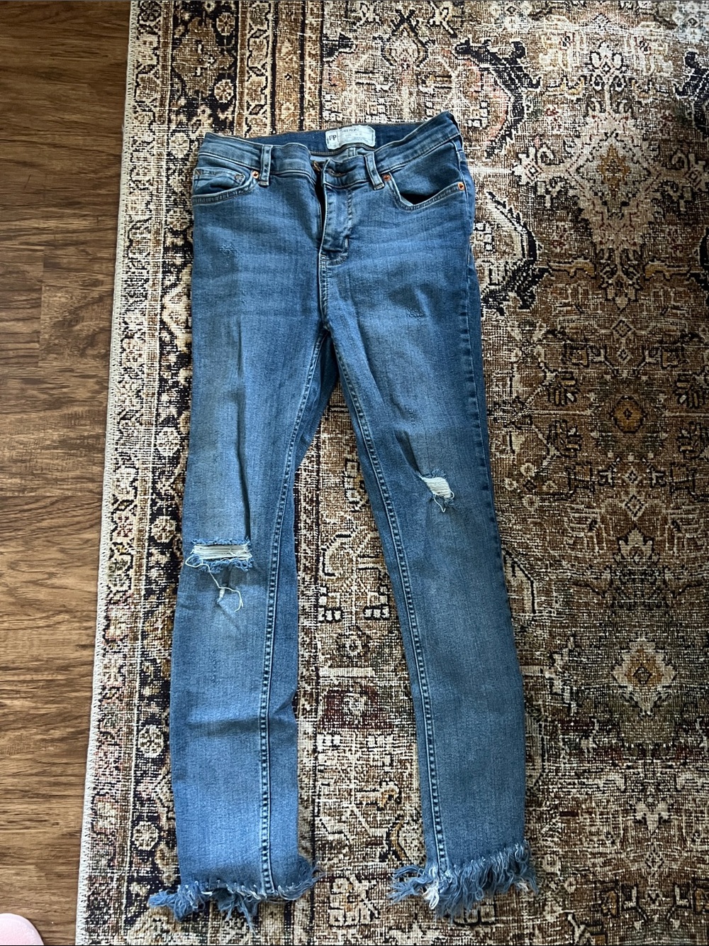 Free People Medium Blue Skinny Jeans with Distressed Knees & Frayed Hem